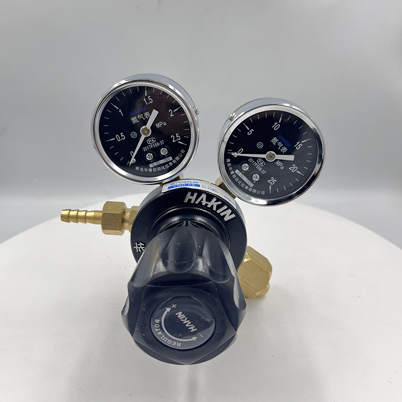 YQD-09氮气减压器2.5-25.jpg