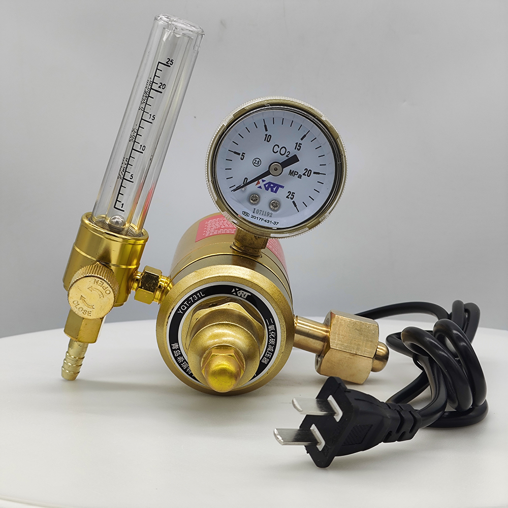 青岛希瑞特电热式二氧化碳减压器，36V.jpg